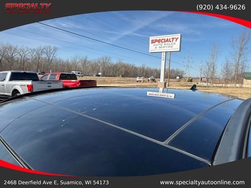 Used 2020 Ford Escape Titanium image 9