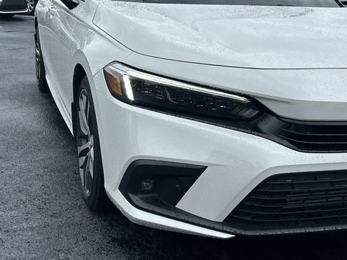 Used 2024 Honda Civic Touring image 10