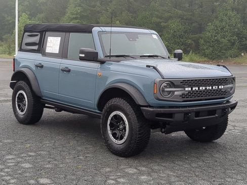 Certified 2023 Ford Bronco Badlands w/ Sasquatch Package AWD/4WD image 1