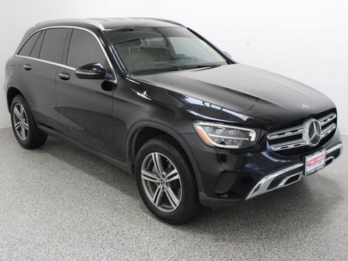 Used 2020 Mercedes-Benz GLC 300 image 4