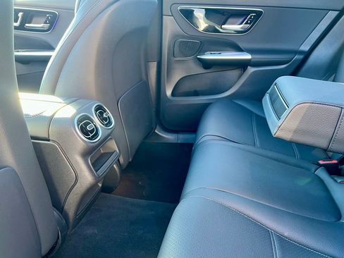 Certified 2026 Mercedes-Benz GLC 300 4MATIC image 31