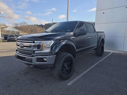 Used 2018 Ford F150 XLT w/ XTR Package image 8