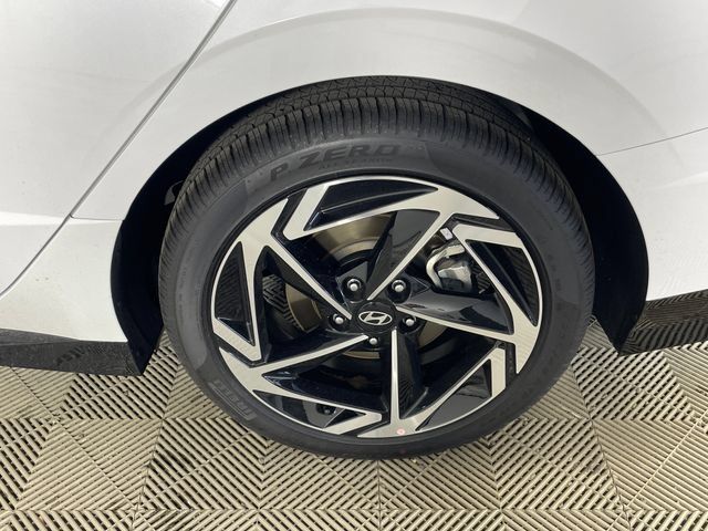 New 2026 Hyundai Sonata SEL AWD/4WD image 18