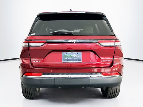 Used 2023 Jeep Grand Cherokee Limited AWD/4WD image 7
