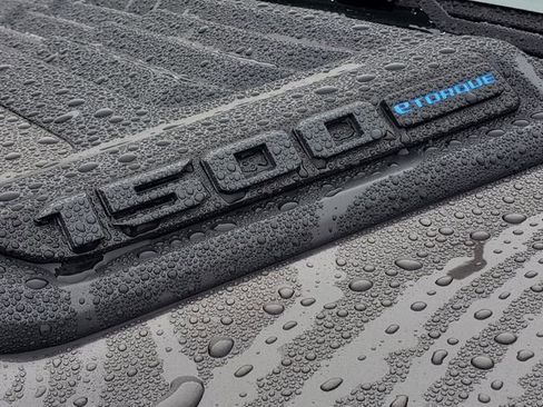 New 2026 RAM 1500 Laramie w/ Night Edition AWD/4WD image 14