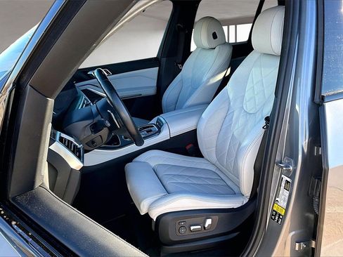 Used 2024 BMW X5 xDrive40i w/ M Sport Package image 26