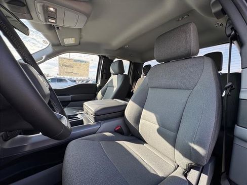 New 2025 Ford F150 XLT w/ Equipment Group 301A Standard image 16