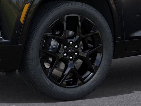 New 2026 Chevrolet Traverse RS w/ LPO, Floor Liner Package image 9