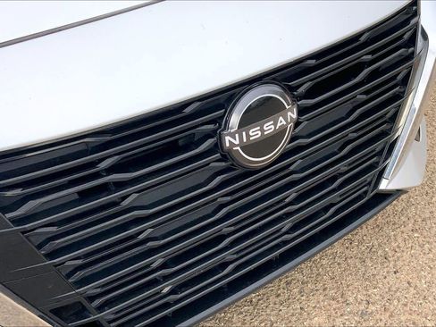 Used 2024 Nissan Altima 2.5 SV image 36