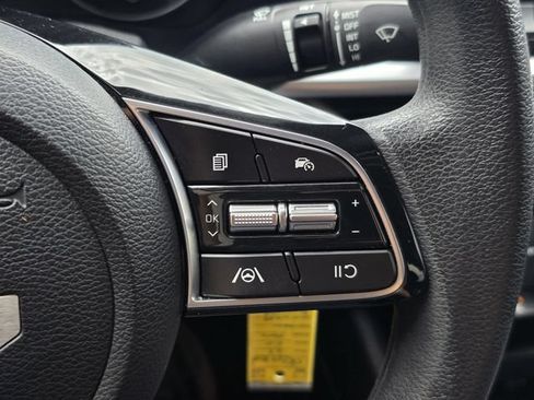 Certified 2023 Kia Forte LXS FWD image 25