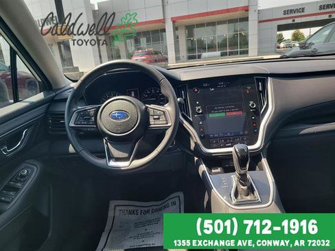 Used 2025 Subaru Outback Premium AWD/4WD image 23