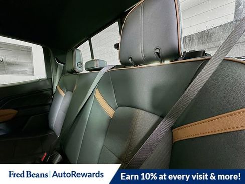 New 2025 GMC Canyon AT4 image 15