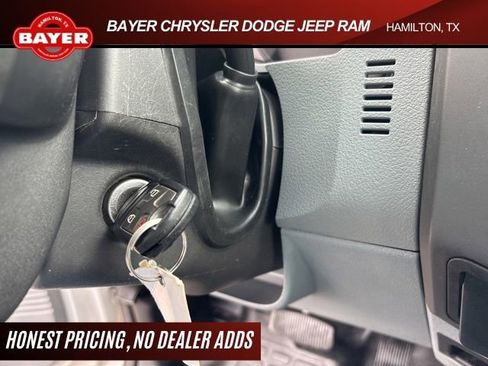 Used 2016 Ford F250 XL w/ Power Equipment Group image 26