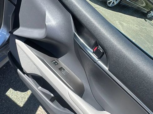 Used 2022 Toyota Camry LE FWD image 23