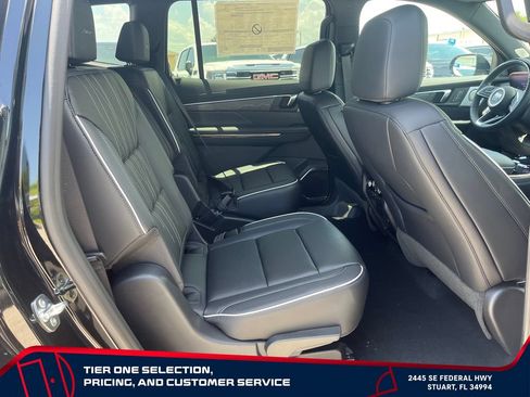 New 2026 Buick Enclave Avenir w/ Super Cruise Package AWD/4WD image 18