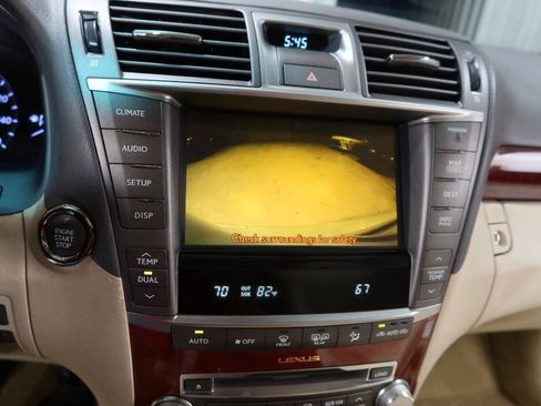 Used 2012 Lexus LS 460 w/ Comfort Pkg RWD image 22
