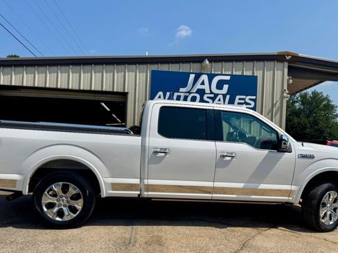 Used 2019 Ford F150 Platinum w/ Equipment Group 701A Luxury AWD/4WD image 12