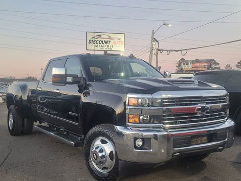 Used 2017 Chevrolet Silverado 3500 LTZ w/ Duramax Plus Package image 7