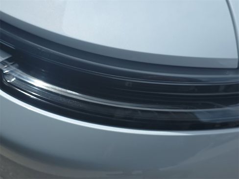 Used 2024 Porsche 911 Carrera S image 16