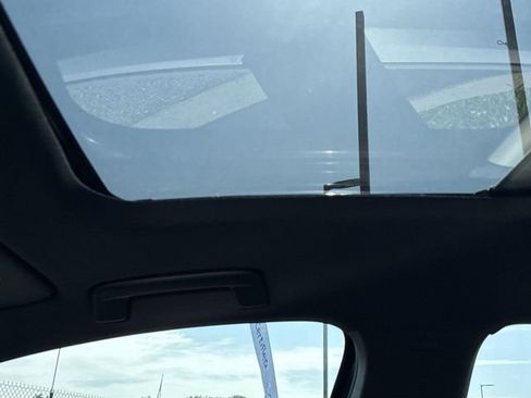 New 2025 Volkswagen GTI SE image 14