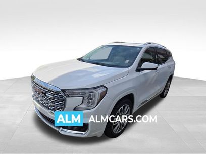 Used 2022 GMC Terrain Denali w/ Denali Premium Package