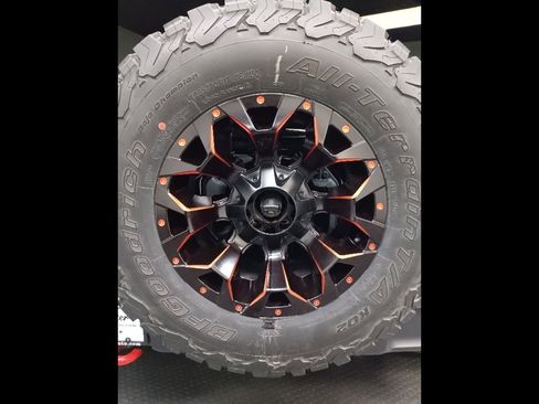 Used 2025 Jeep Wrangler Rubicon w/ Safety Group image 26