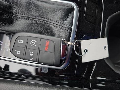 New 2026 Jeep Compass Latitude w/ Sun and Sound Group image 30