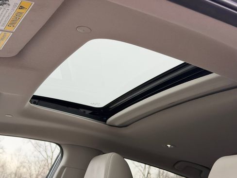 Used 2024 Honda HR-V EX-L image 14