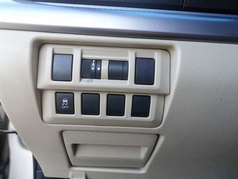 Used 2017 Subaru Outback 2.5i image 17