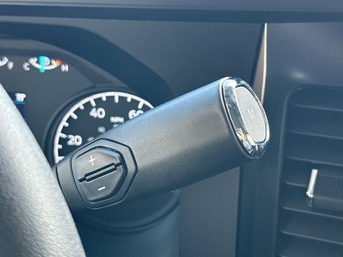 New 2026 Ford F250 XL w/ XL Chrome Package image 19