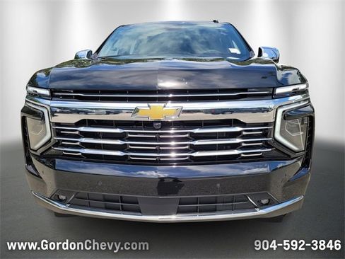 New 2025 Chevrolet Suburban Premier image 11