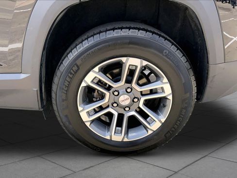 Used 2025 GMC Terrain Elevation AWD/4WD image 11