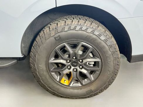 Used 2025 Ford Expedition Tremor image 27