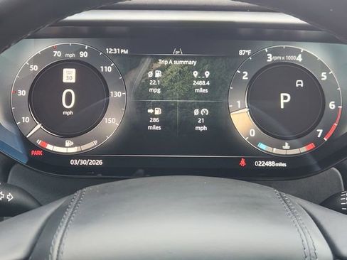 Used 2025 Land Rover Range Rover Sport SE AWD/4WD image 15