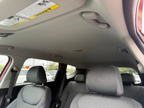 Used 2021 Hyundai Santa Fe SE image 17