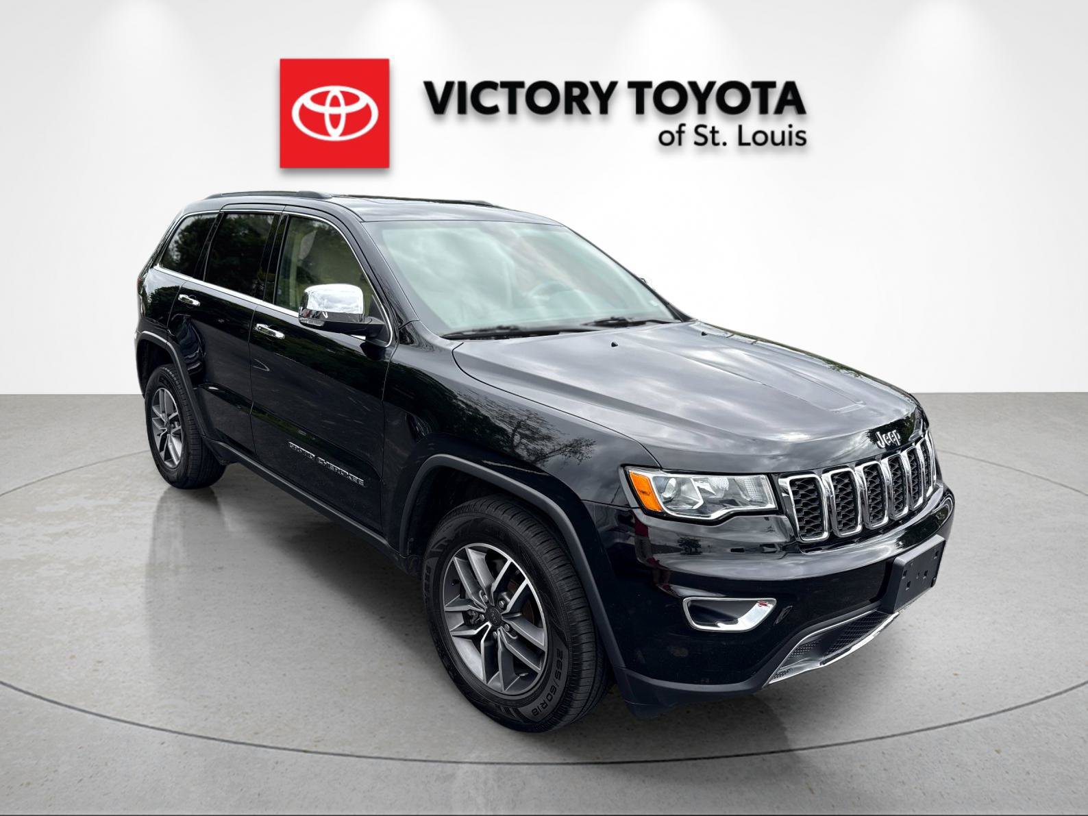 Used 2021 Jeep Grand Cherokee Limited AWD/4WD image 1