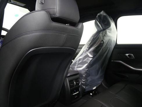 New 2026 BMW 330i Sedan w/ M Sport Package image 17