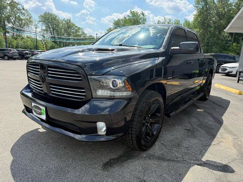 Used 2016 RAM 1500 Sport w/ Black Ram 1500 Sport Group AWD/4WD image 9