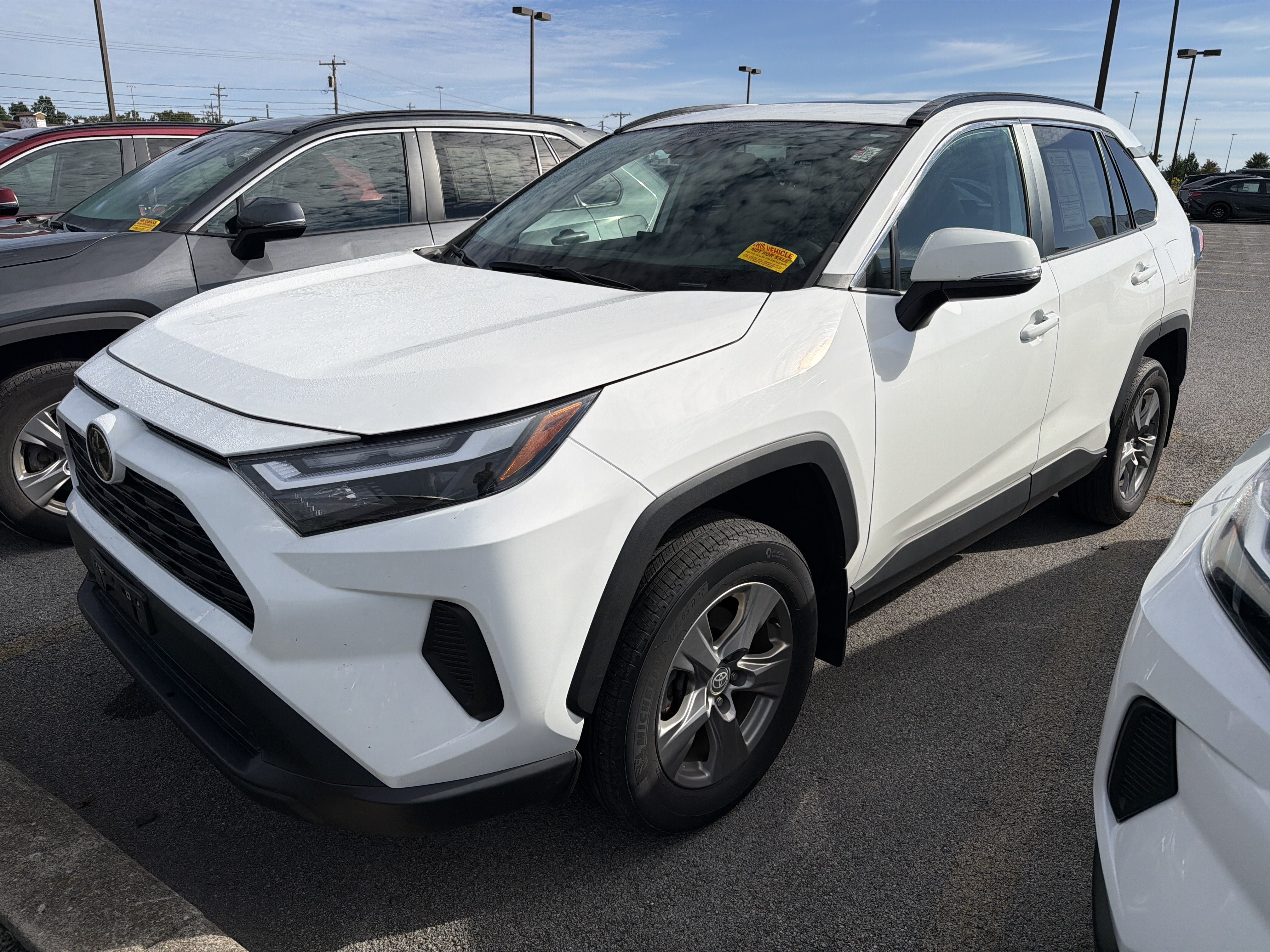 Used 2023 Toyota RAV4 XLE w/ Convenience Package AWD/4WD image 4