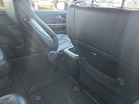 Used 2025 Chrysler Pacifica Select FWD image 75