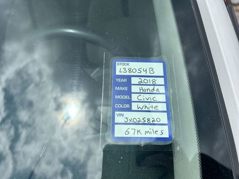 Used 2018 Honda Civic EX-T image 11