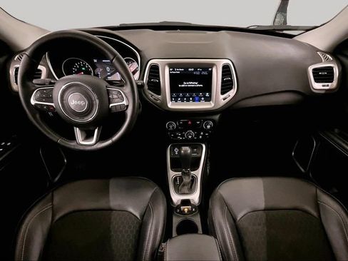 Used 2019 Jeep Compass Latitude w/ Popular Equipment Group FWD image 14