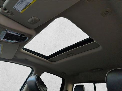 Used 2019 RAM 1500 Laramie image 15