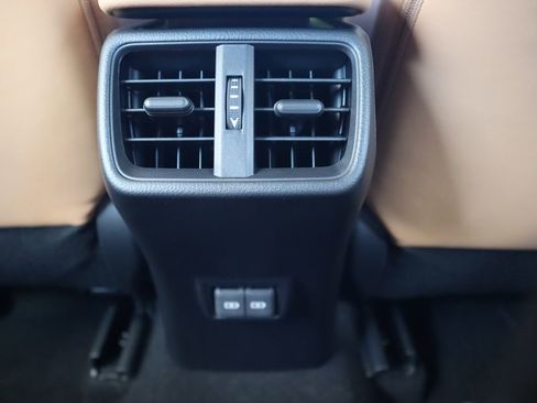 New 2026 Lexus UX 300h FWD image 31