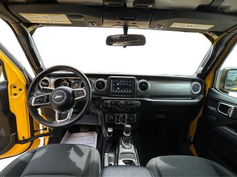 Used 2021 Jeep Wrangler Unlimited Sahara AWD/4WD image 22
