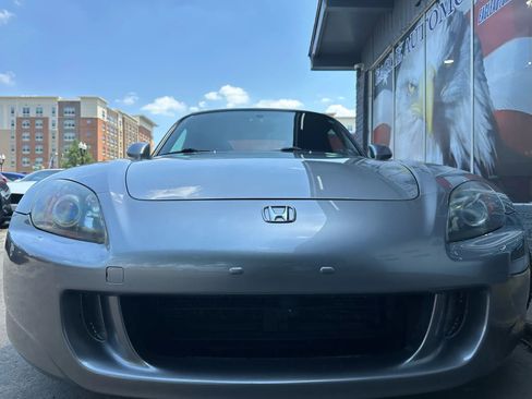Used 2005 Honda S2000 image 8