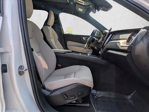 Certified 2026 Volvo XC60 B5 Plus w/ Protection Package Premier image 22