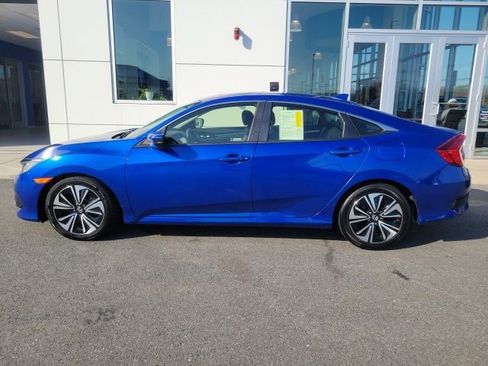 Used 2018 Honda Civic EX-L image 2