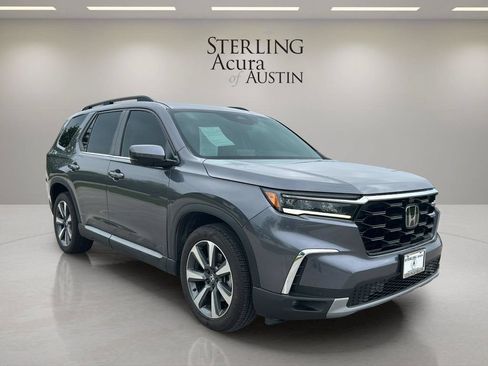 Used 2024 Honda Pilot Elite image 3