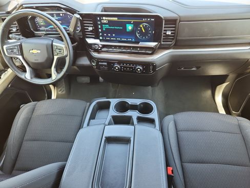 Used 2025 Chevrolet Silverado 1500 LT AWD/4WD image 12